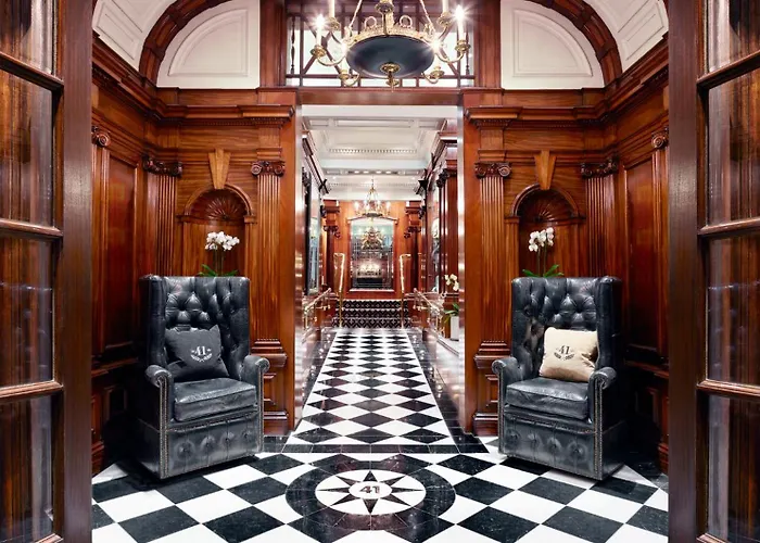 41Hotel Londra